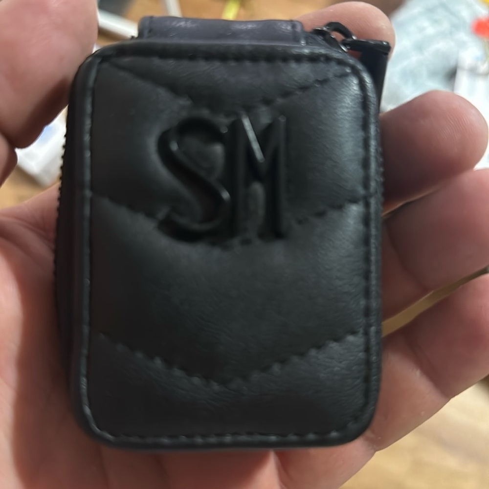 Steve Madden AirPod case